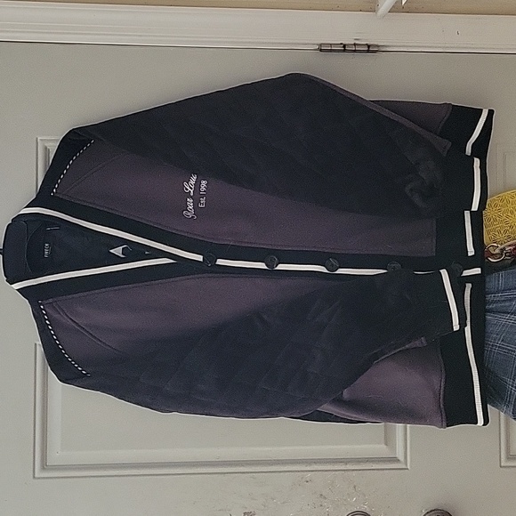 Men's Five Cm Varsity Jacket w/ Quilted Velour Back & Embroidered Graphics - Picture 2 of 3